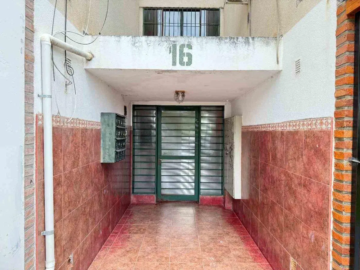 VENTA ZONA SUR SALTA  B  EL BOSQUE DPTO 3 DORM 2