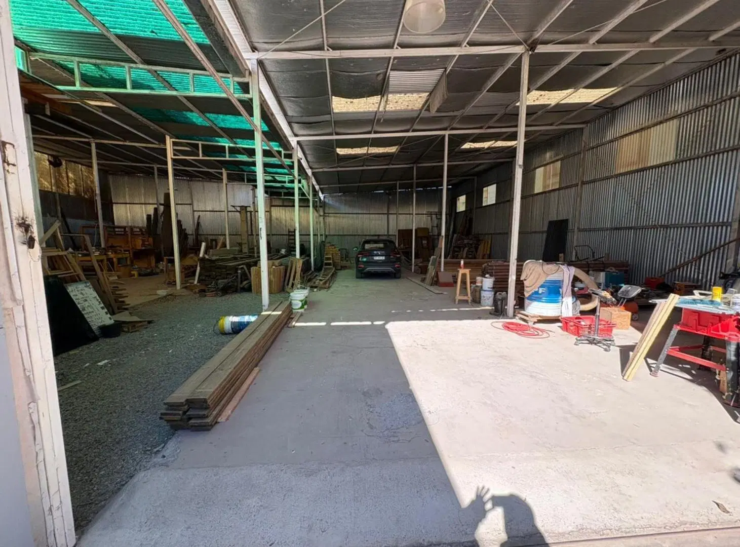 VENTA GALPON CON LOCAL COMERCIAL - RUTA 51 5