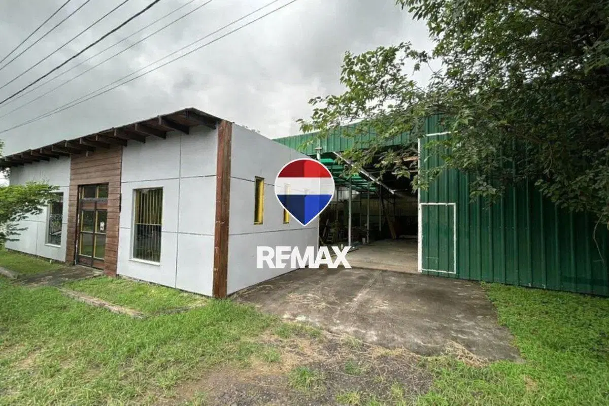 VENTA GALPON CON LOCAL COMERCIAL - RUTA 51 2
