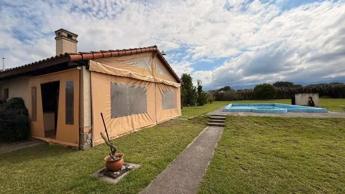 VENTA CASA LA MERCED CHICA 100 mts de RUTA 51 4