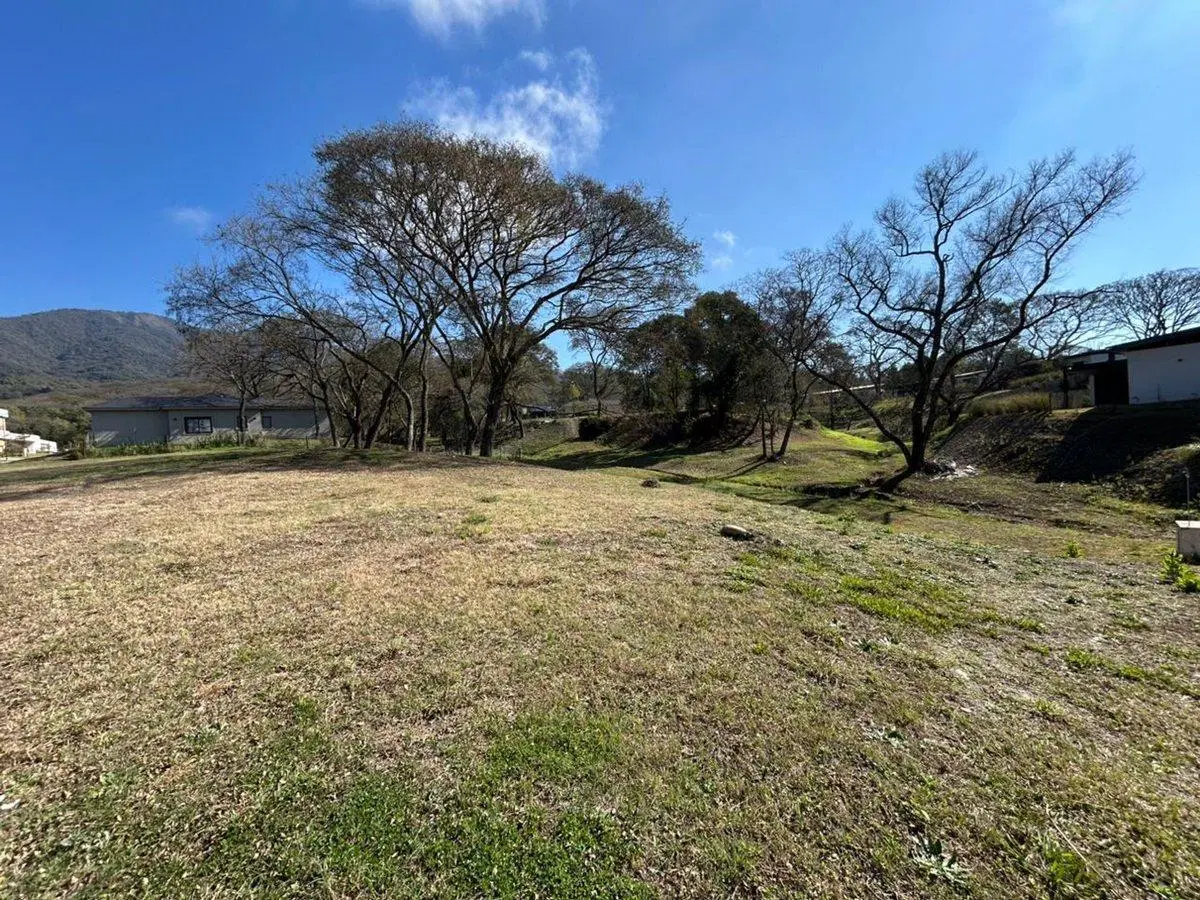 VENTA TERRENO EN BARRIO CERRADO EL RETIRO 1006M2 5
