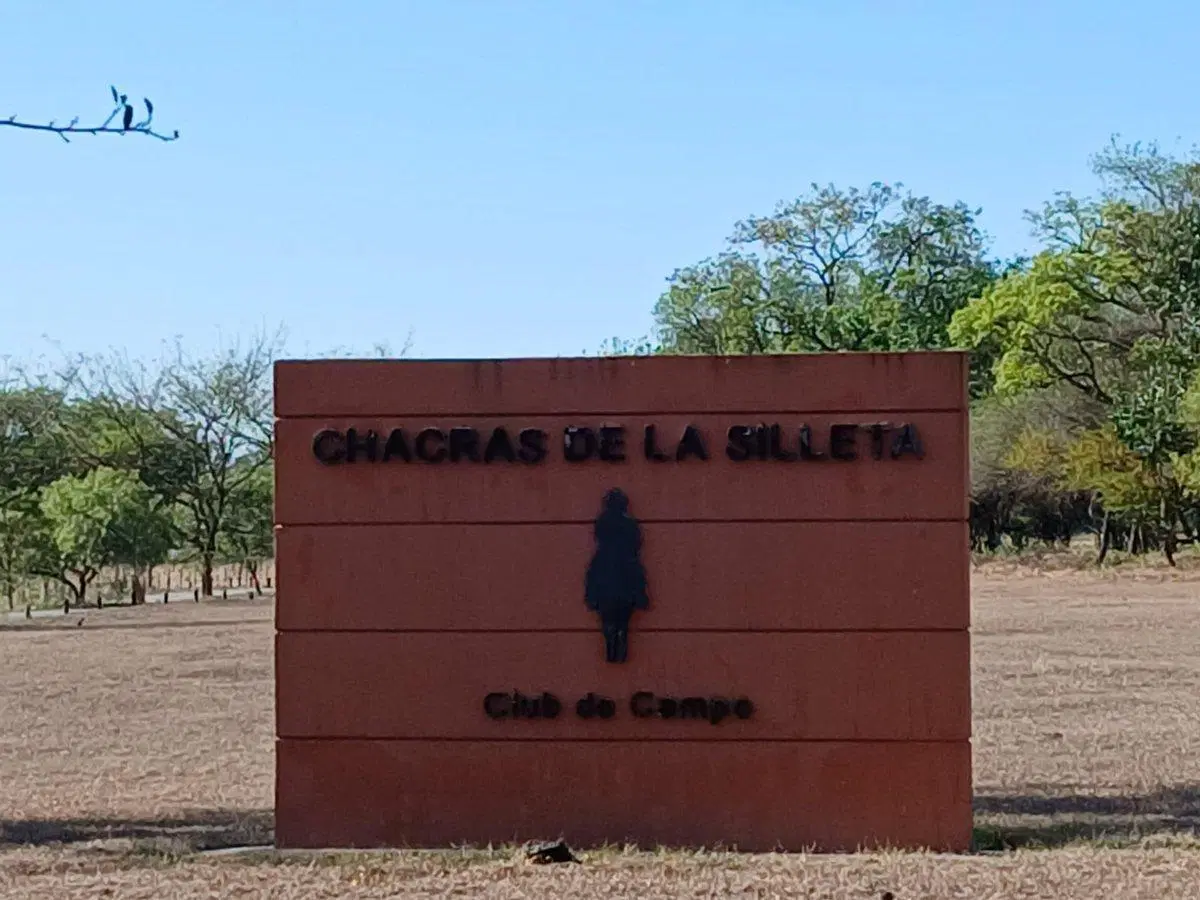 VENTA-PERMUTA TERRENO EN CHACRAS DE LA SILLETA 3