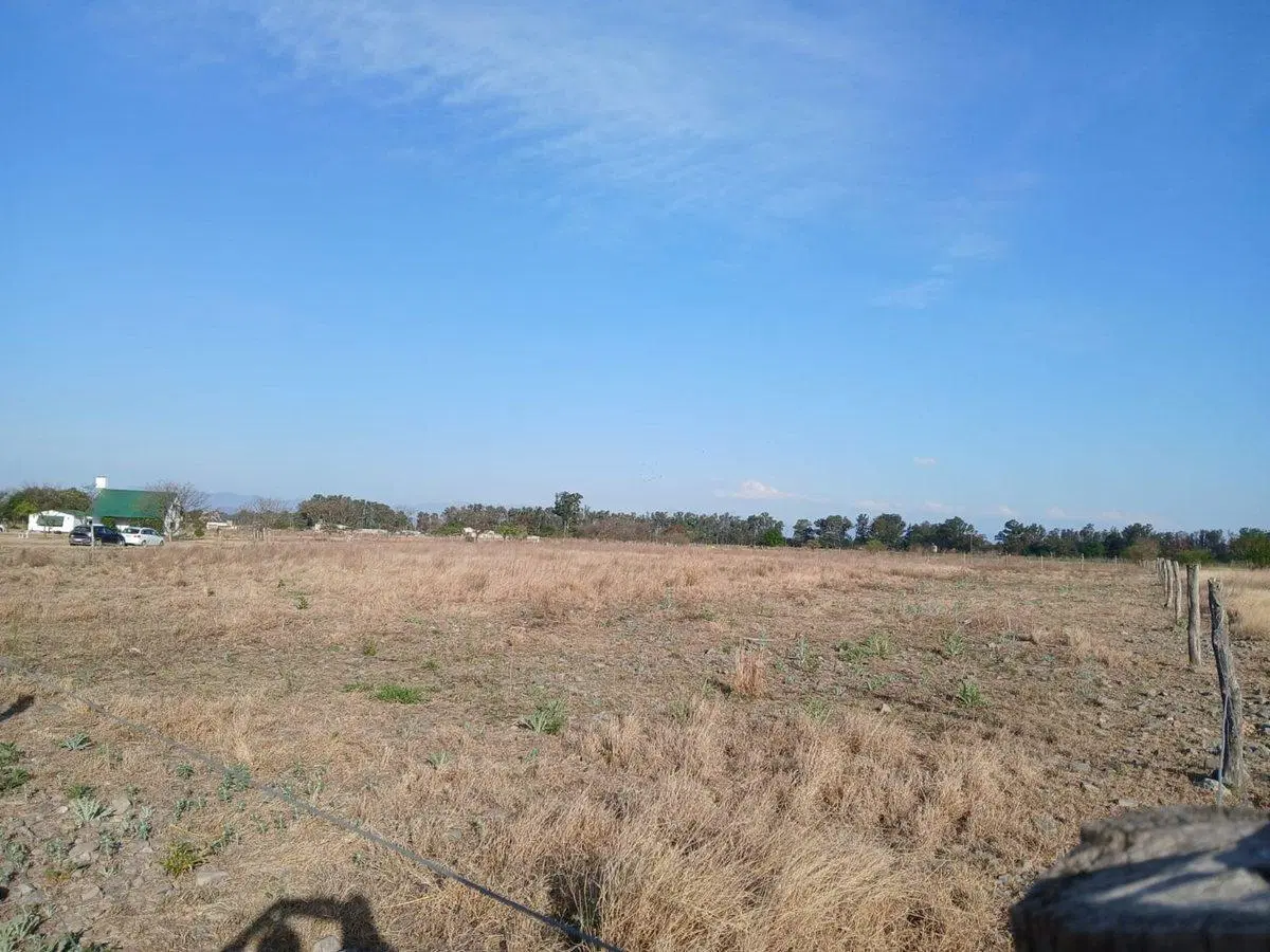 VENTA-PERMUTA TERRENO EN CHACRAS DE LA SILLETA 5