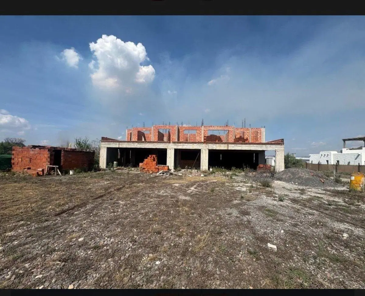 VENTA CASA EN CONSTRUCCION LAS QUINTAS SL CHICO 2