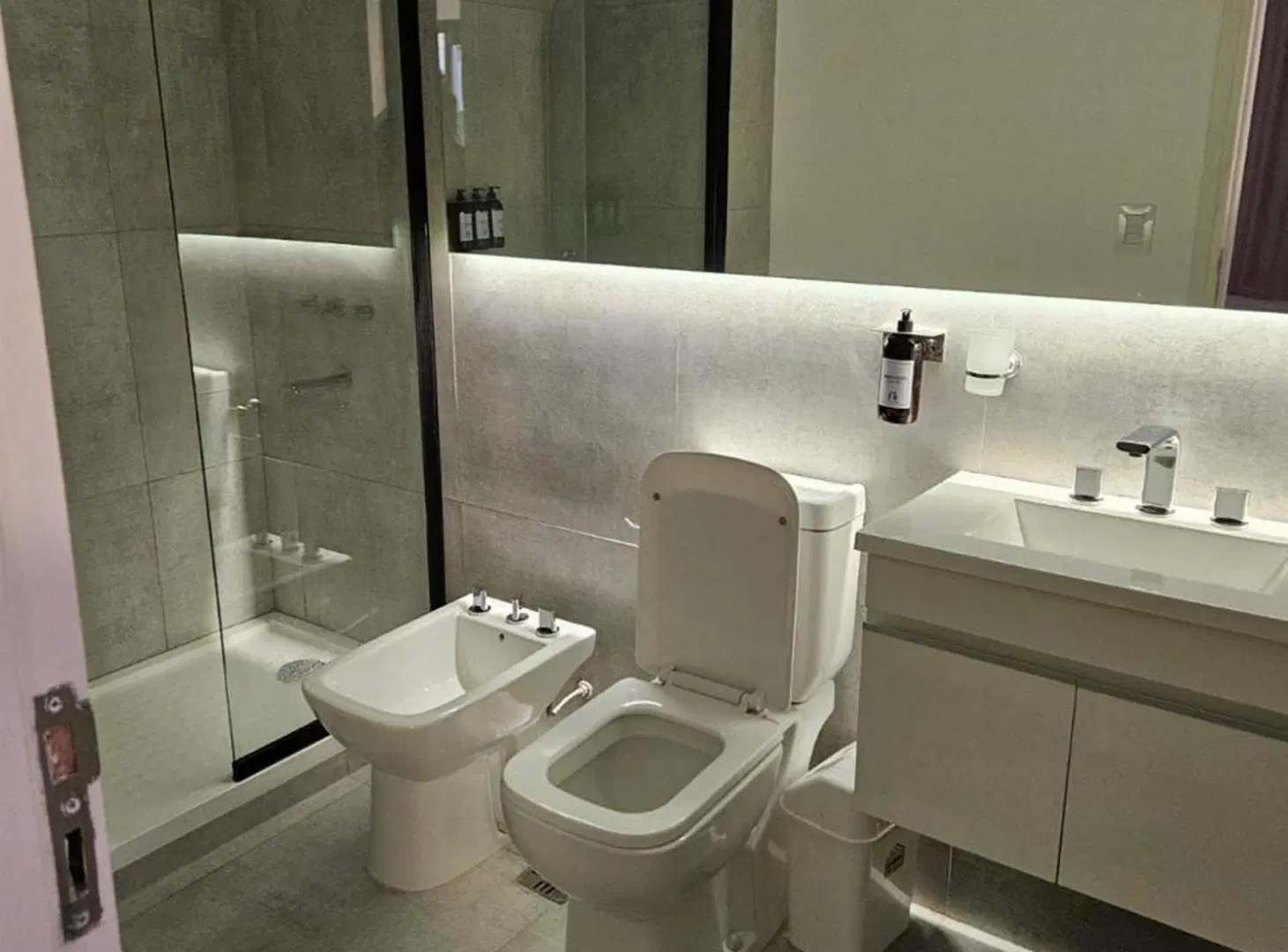 VENTA MONOAMBIENTE AMOBLADO EN PORTO SL CHICO 5