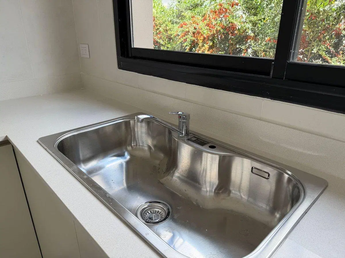 VENTA CASA 3 DORMITORIOS JARDINES DE SAN LORENZO 3