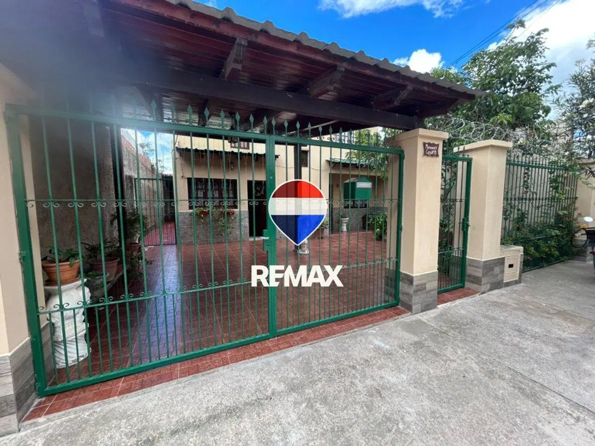 VENTA CASA ZONA SUR CAMINO A LA ISLA 6 DORMITORIOS 3