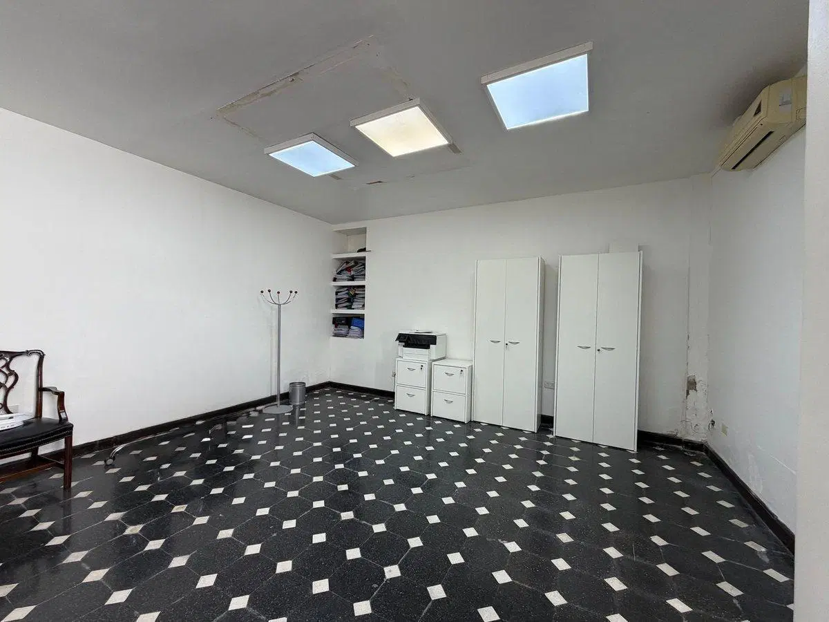 VENTA CASA PARA OFICINAS MACROCENTRO 5