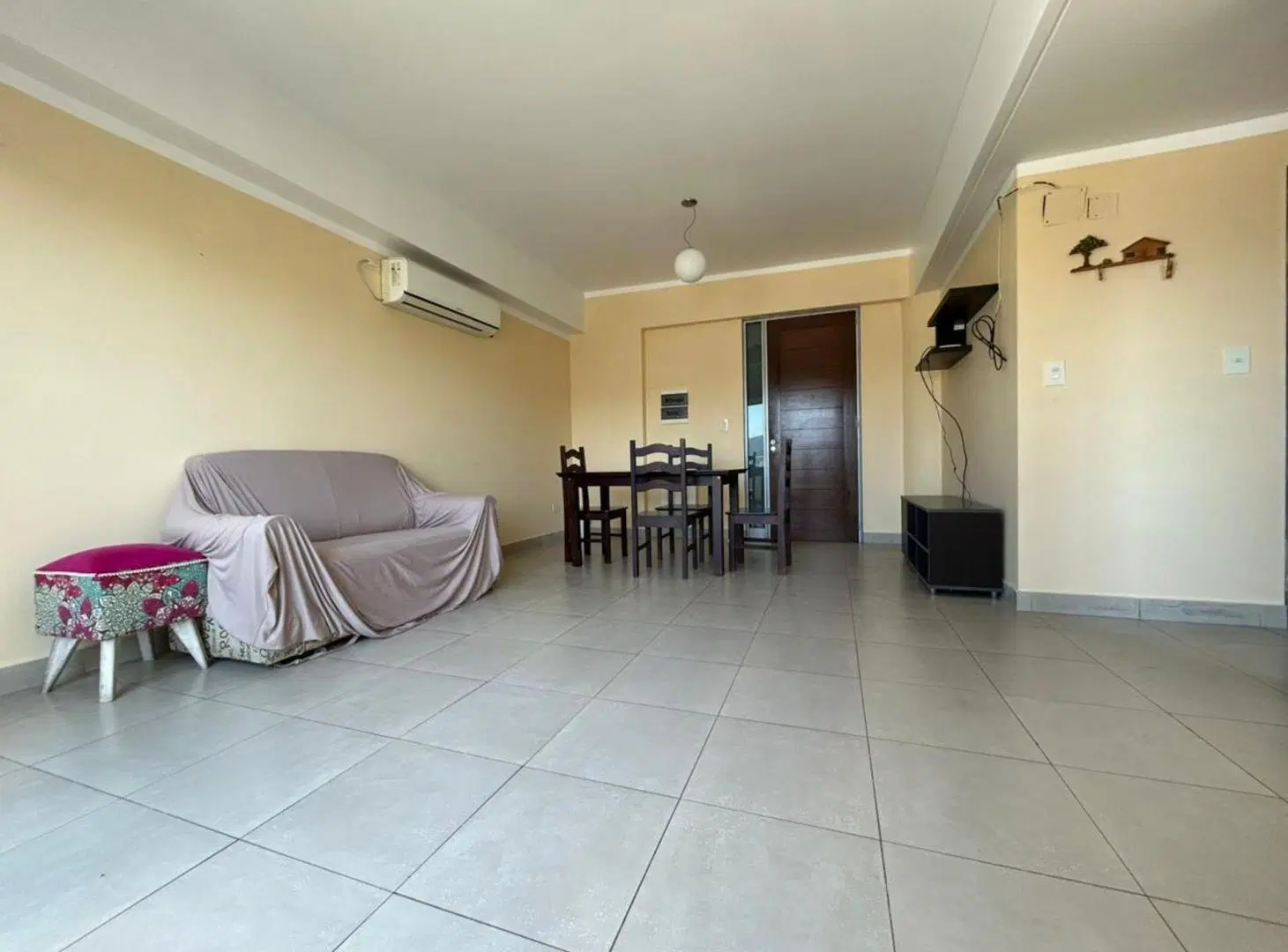 VENTA DEPARTAMENTO 3 AMBIENTES 2 BAÑOS MACROCENTRO 4