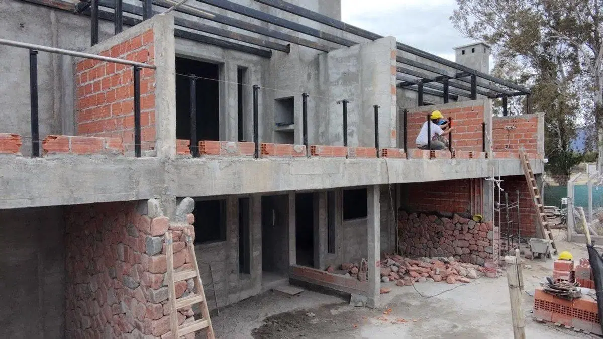 VENTA MONOAMBIENTE A ESTRENAR EN CAFAYATE SALTA 2