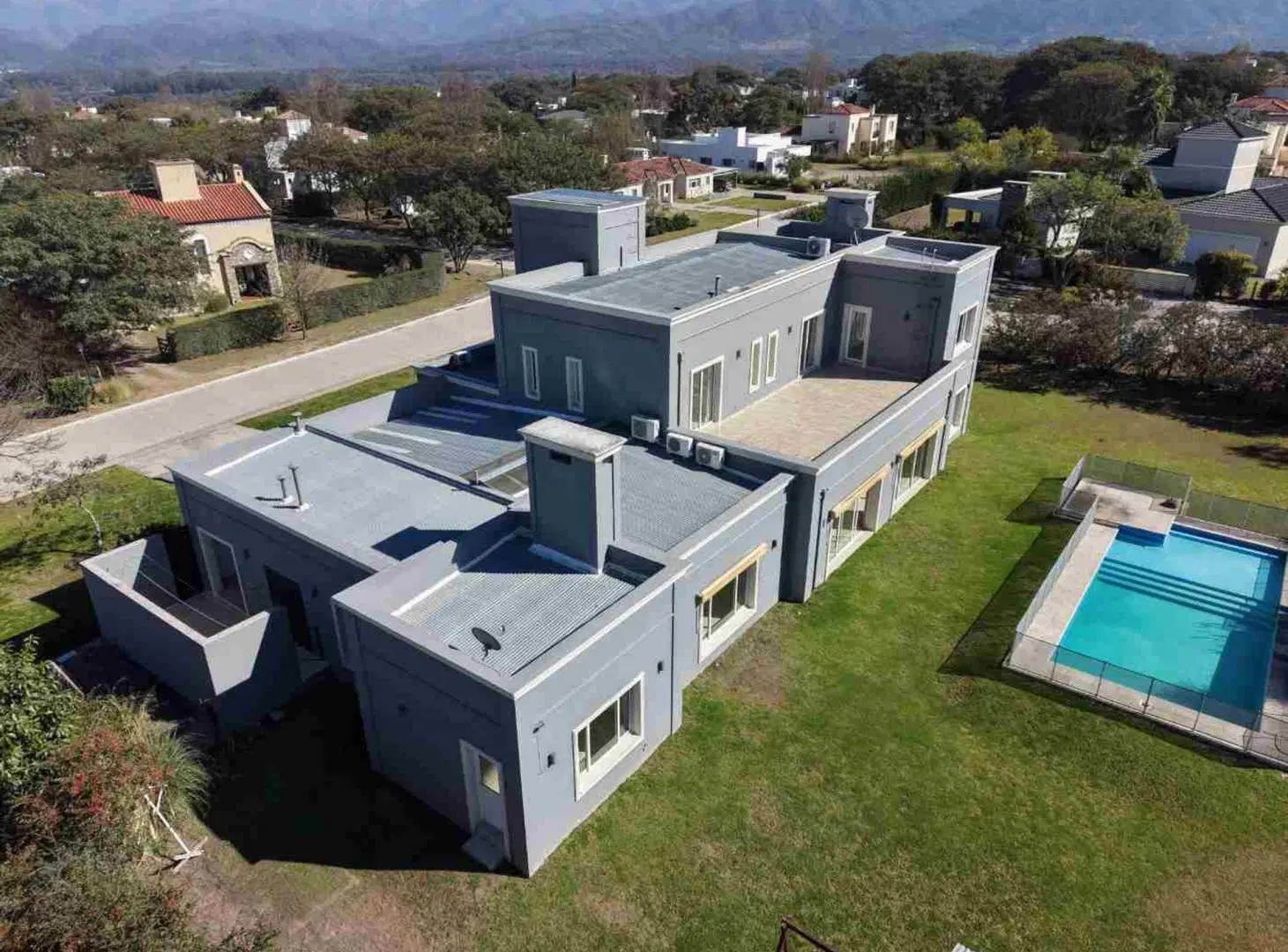 VENTA CASA EL TIPAL 4 DORMITORIOS CON PILETA 4