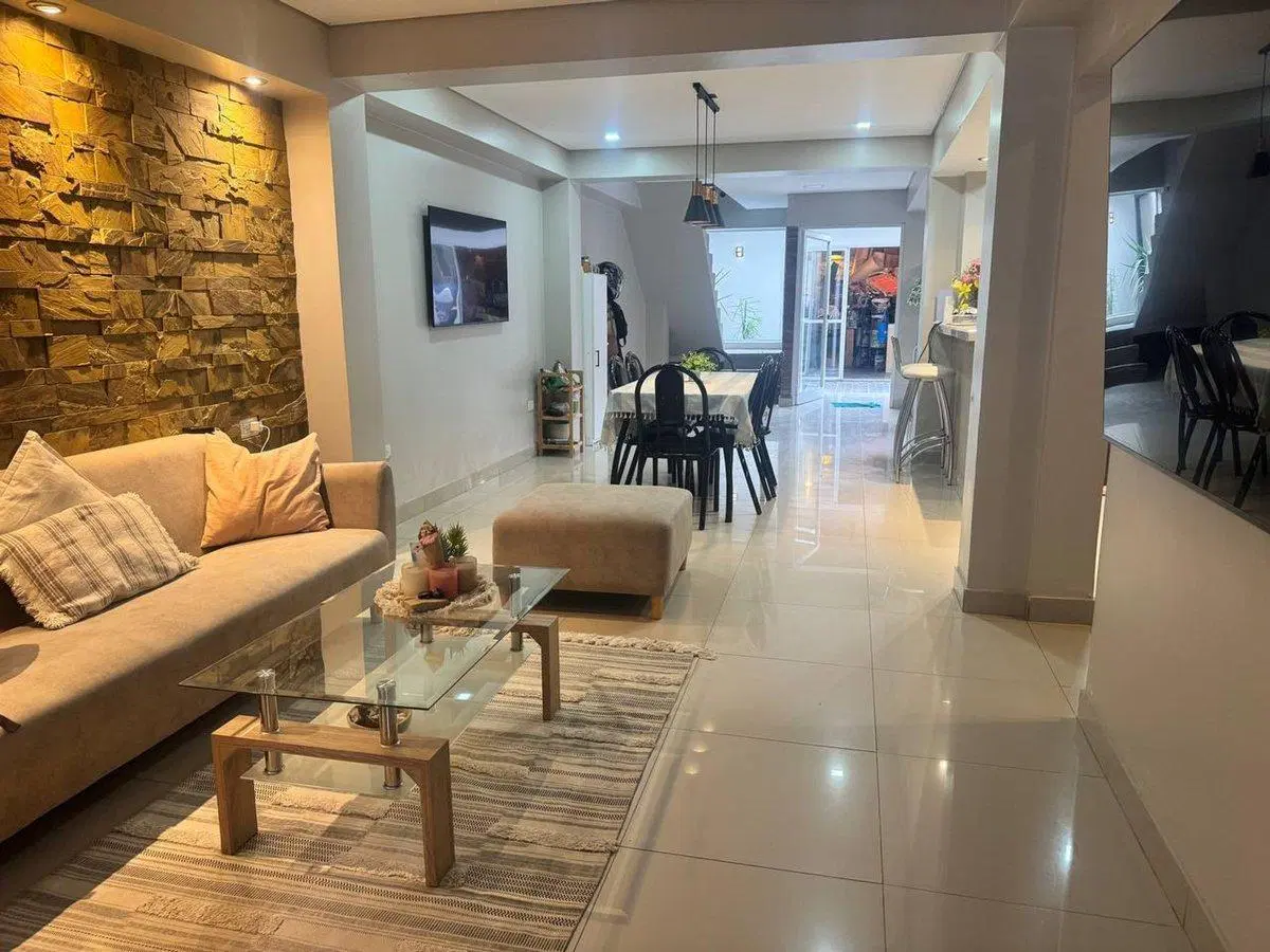 CASA VENTA PINARES CON QUINCHO Y PISCINA 3 DORM 3