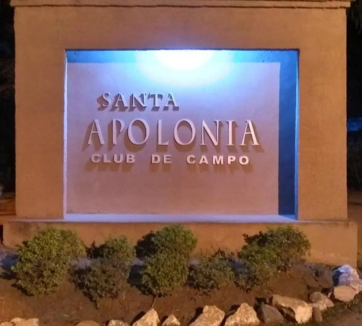 TERRENO VENTA SANTA APOLONIA CERRILLOS 4