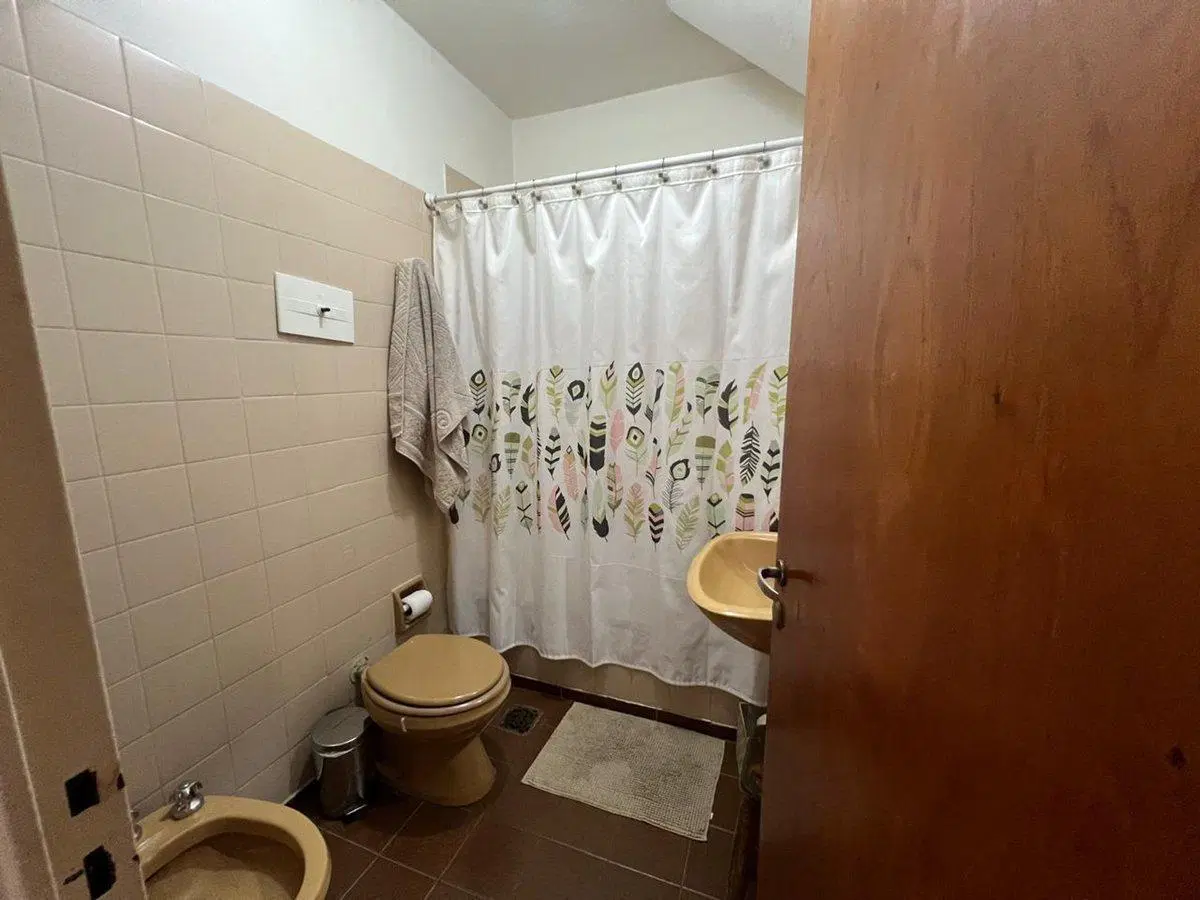 EN VENTA CASA B° PERIODISTA 4
