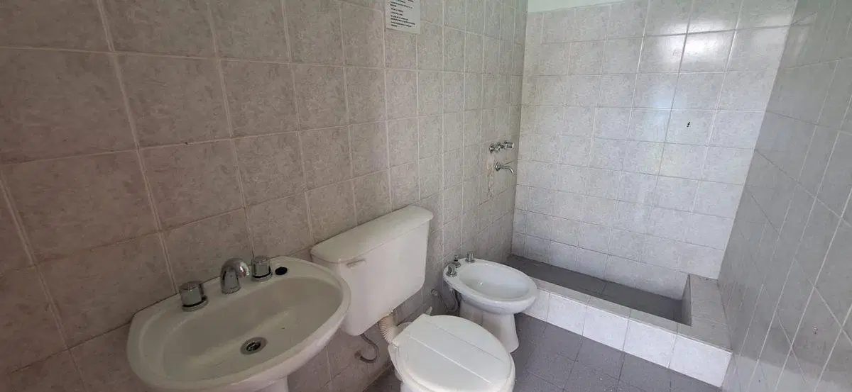 VENTA CASA MACROCENTRO 9 DORMITORIOS CON PILETA 5