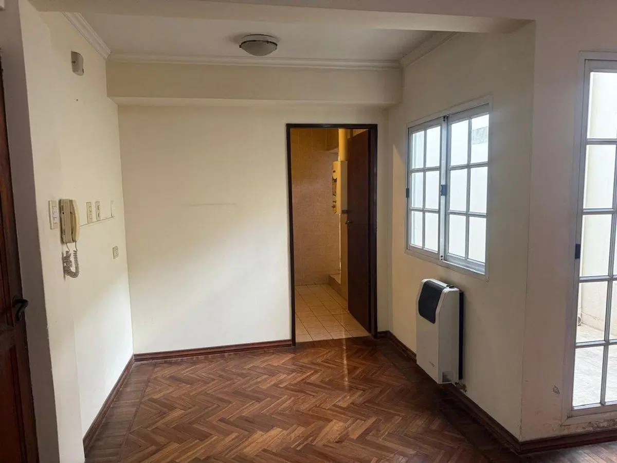 ALQUILER DPTO CENTRO USO COMERCIAL O PROF 4 AMBIEN 4