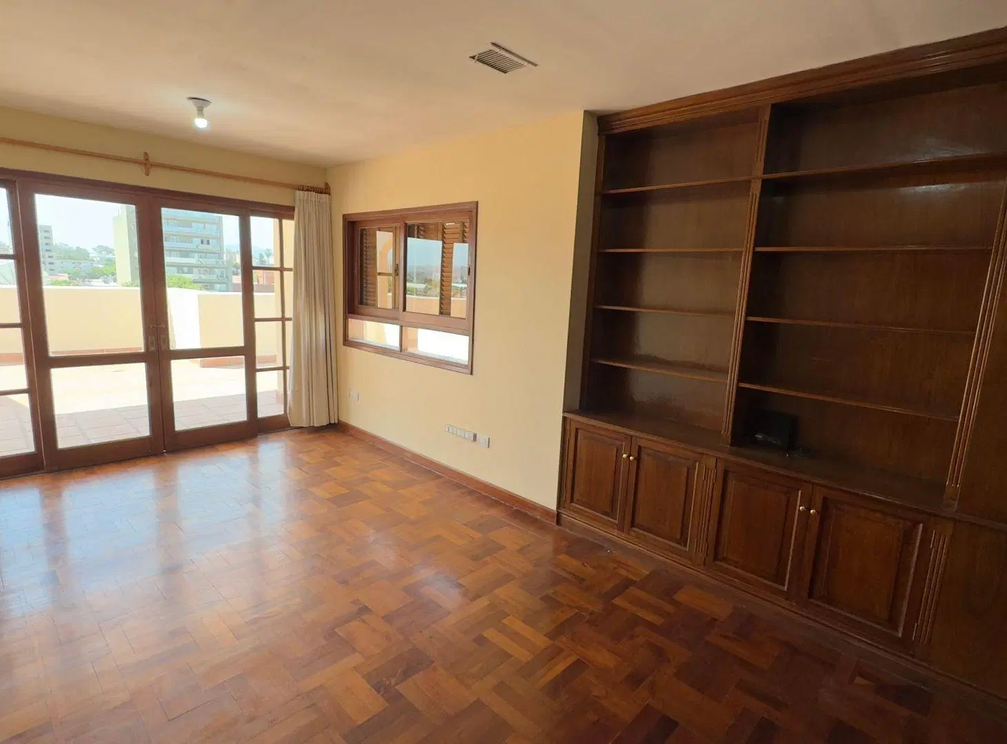 VENTA PENHOUSE MACROCENTRO 6 AMBIENTES CON TERRAZA 2