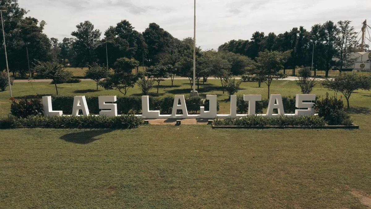 VENTA LOTE LAS LAJITAS SOBRE RP5 2