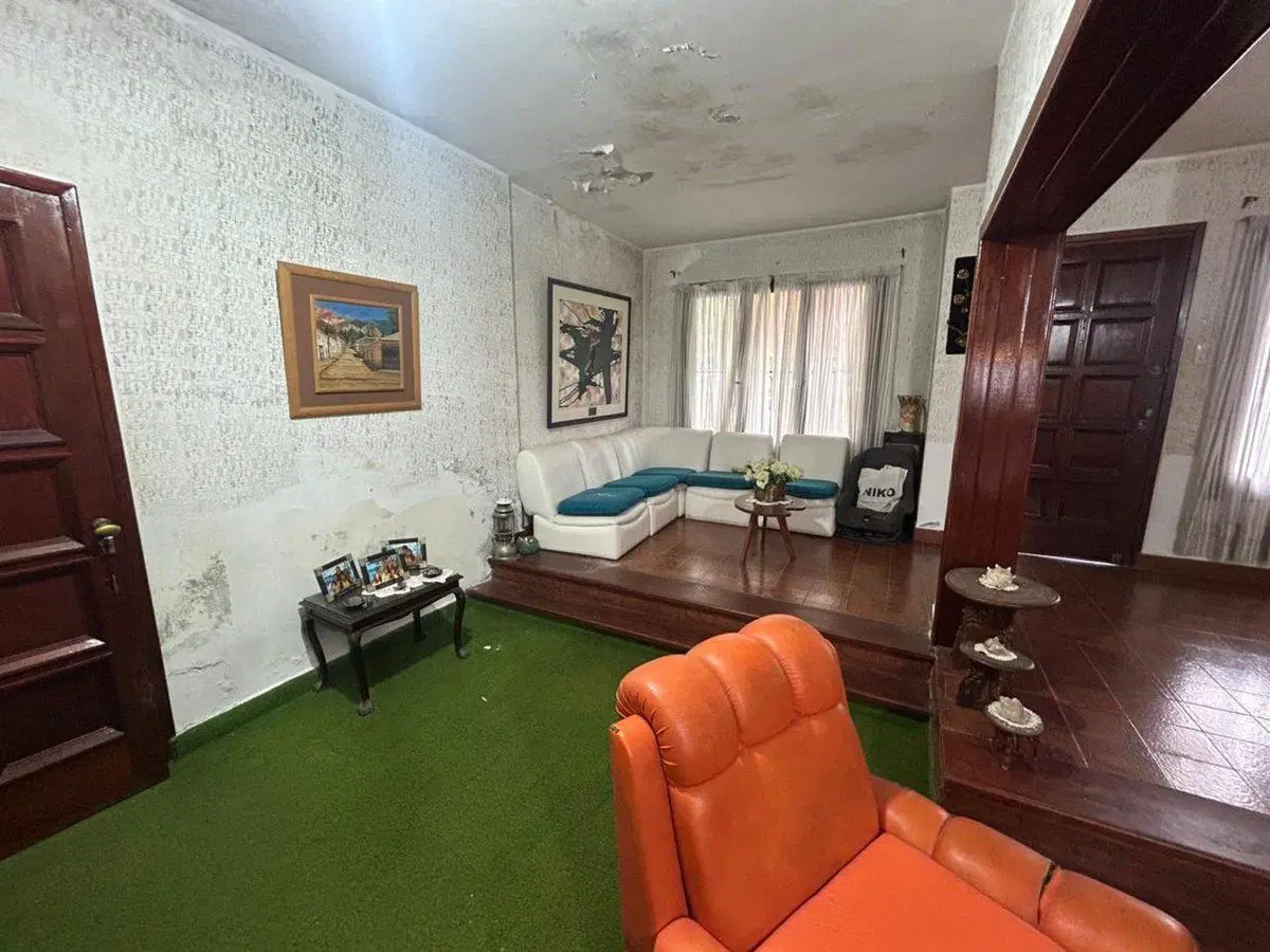 VENTA CASA EN BARRIO TRES CERRITOS 5