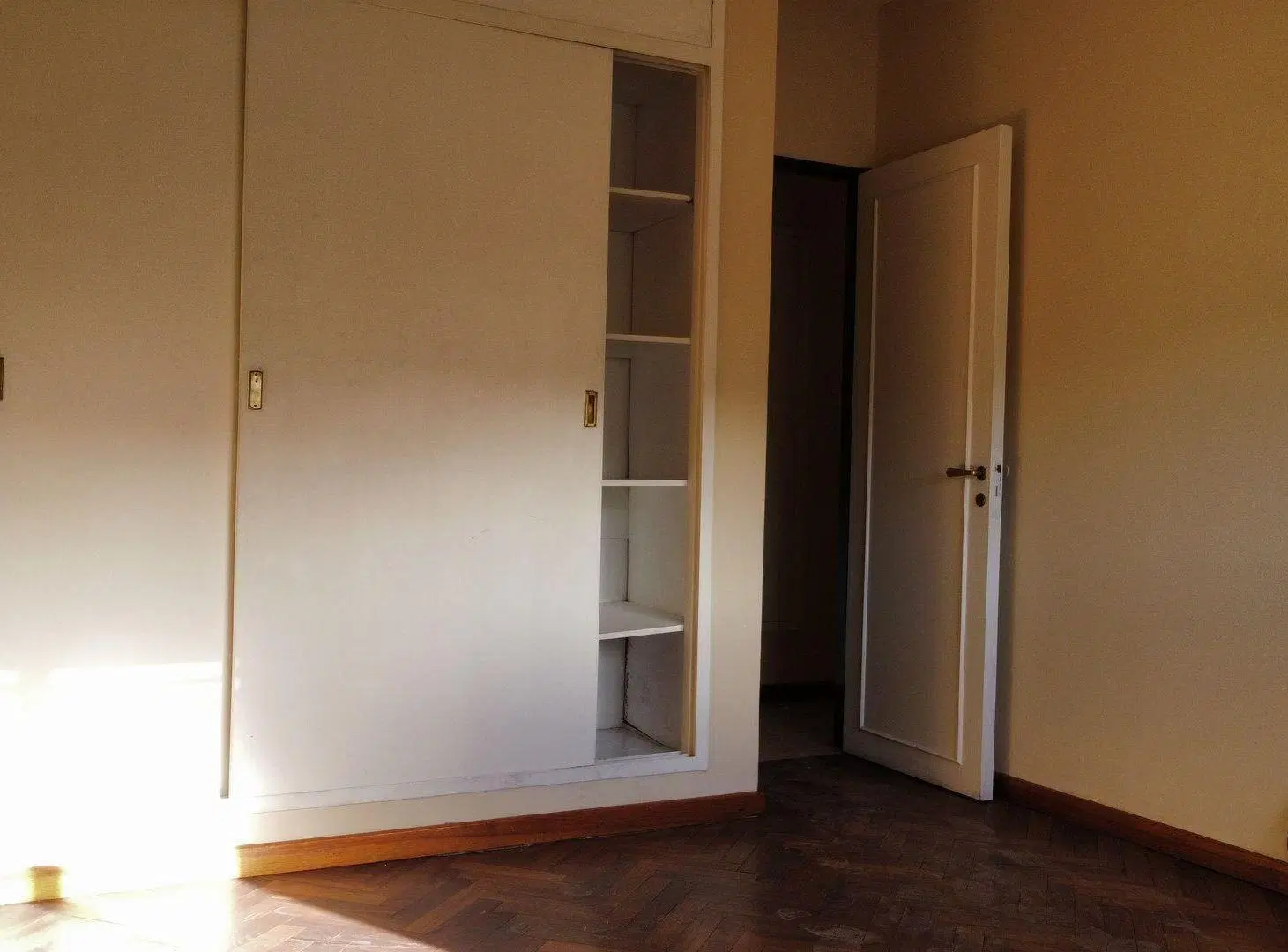 ALQUILER DEPARTAMENTO MICROCENTRO 4 DORM 2 COCHERA 5
