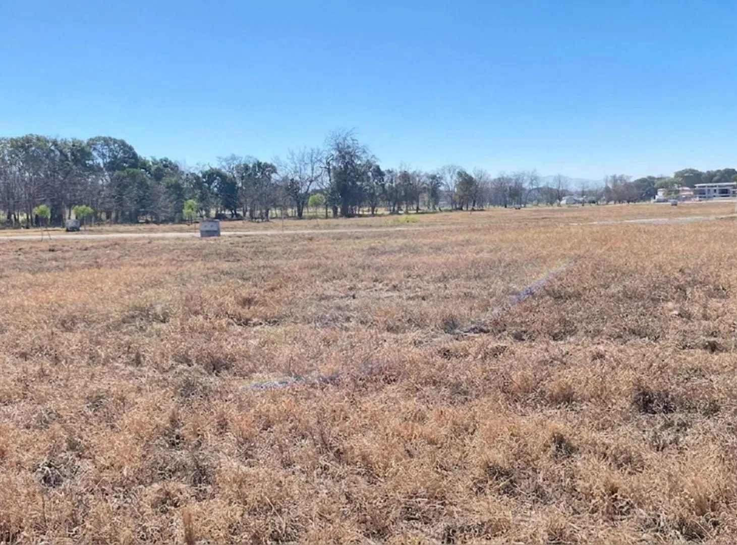 VENTA TERRENO EN CLUB DE CAMPO LA ARBOLADA 8