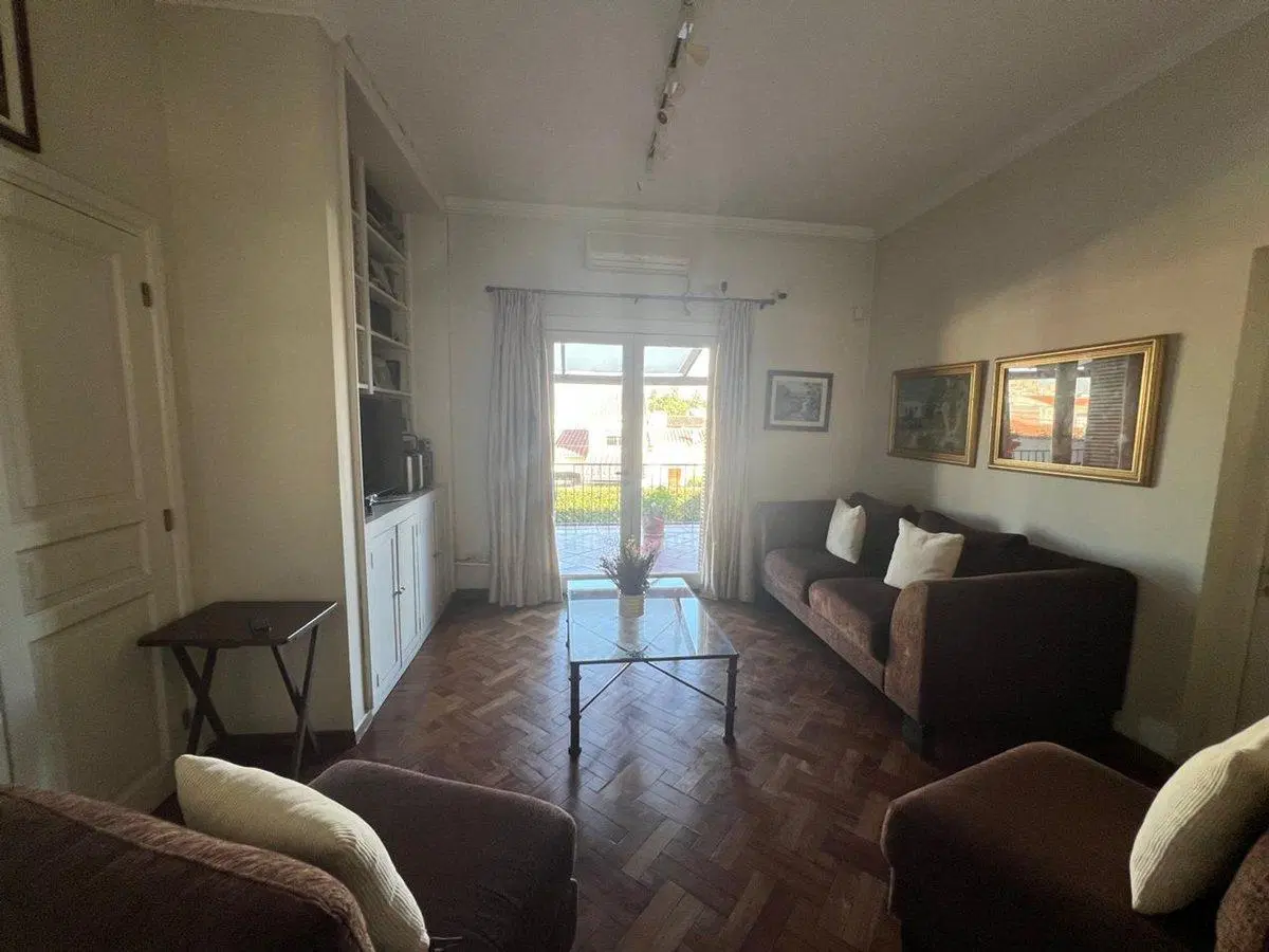 VENTA CASA ZONA MONUMENTO 4 DORMITORIOS CON PILETA 3