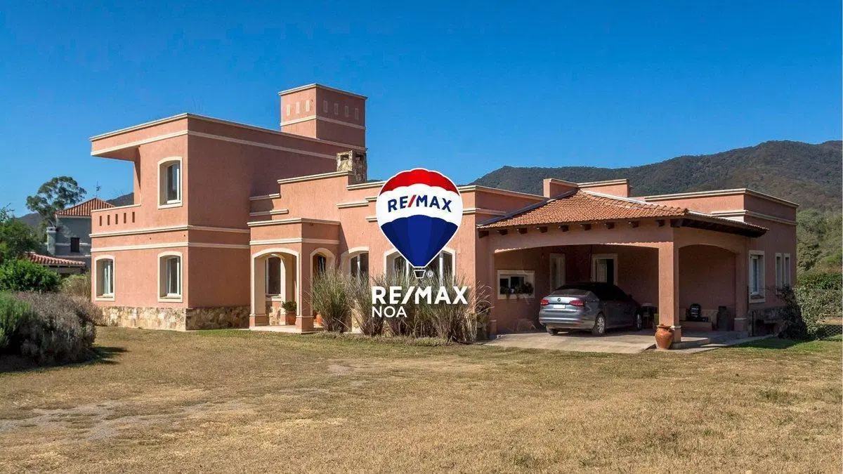 CASA 5 DORMITORIOS VENTA LA LUCINDA CLUB DE CAMPO 3