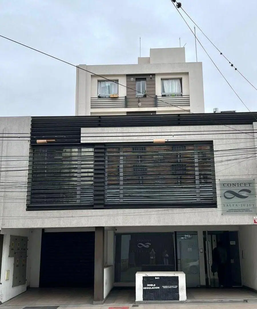 VENTA - MONOAMBIENTE AMOBLADO ZONA CENTRO 1