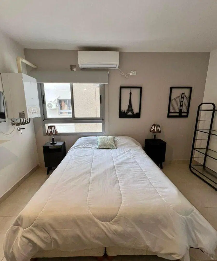 VENTA - MONOAMBIENTE AMOBLADO ZONA CENTRO 4