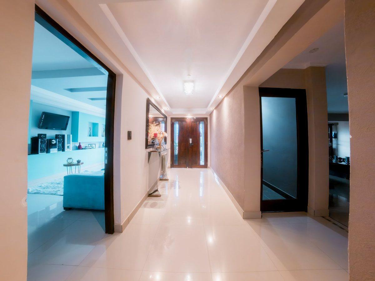 Foto de VENTA CASA TRES CERRITOS 4 DORMITORIOS CON PILETA, imagen 3
