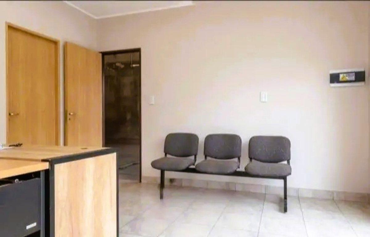 Foto de GALPON EN VENTA MACROCENTRO 360M2. APTO CREDITO, imagen 3