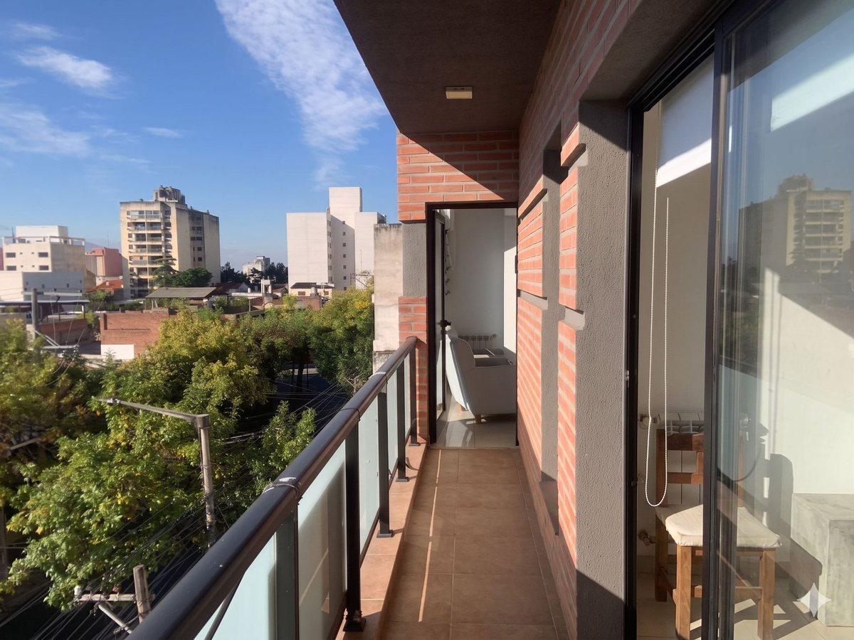 Foto de DPTO VENTA COCHERA + TERRAZA MACROCROCENTRO, imagen 2