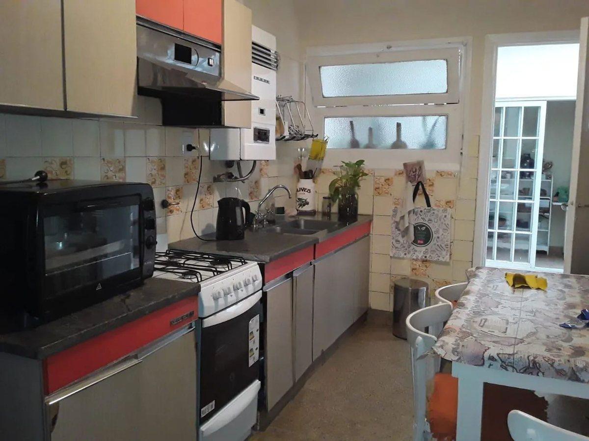 Foto de DEPARTAMENTO VENTA AV BELGRANO 3 DORM 2 BAÑOS, imagen 5