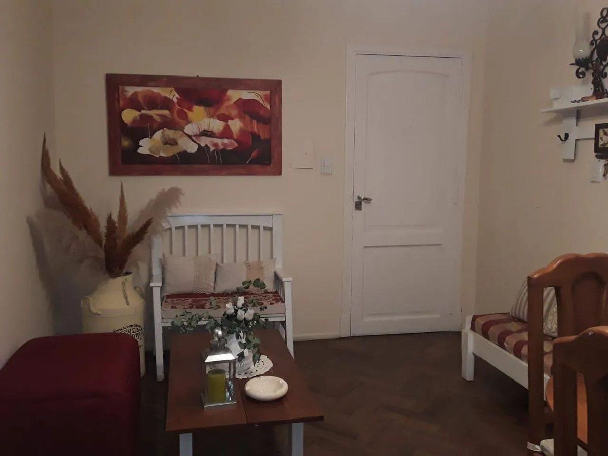 Foto de DEPARTAMENTO VENTA AV BELGRANO 3 DORM 2 BAÑOS, imagen 3