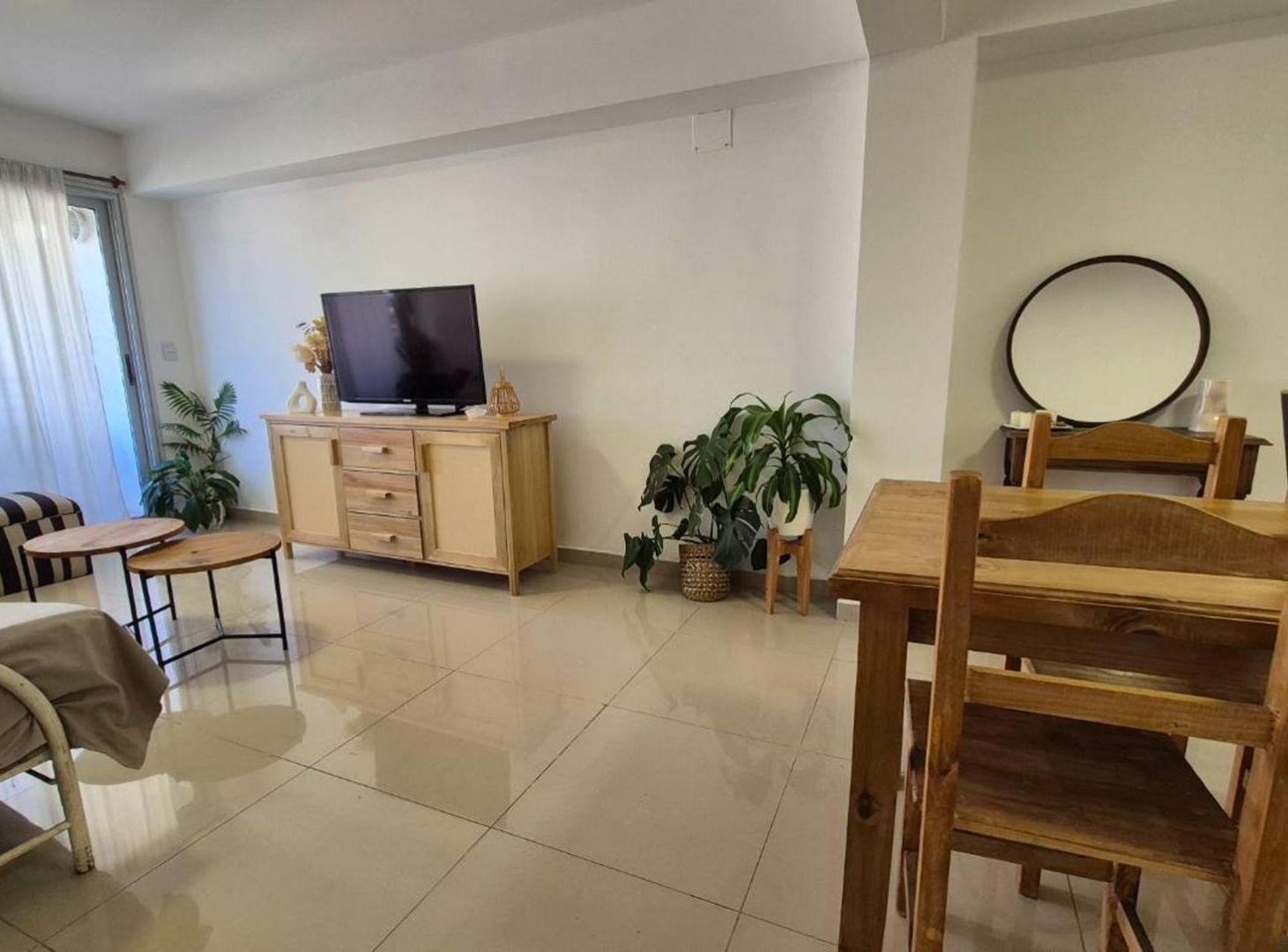 Foto de Venta dpto 1 dormitorio balcón cochera macrocentro, imagen 2