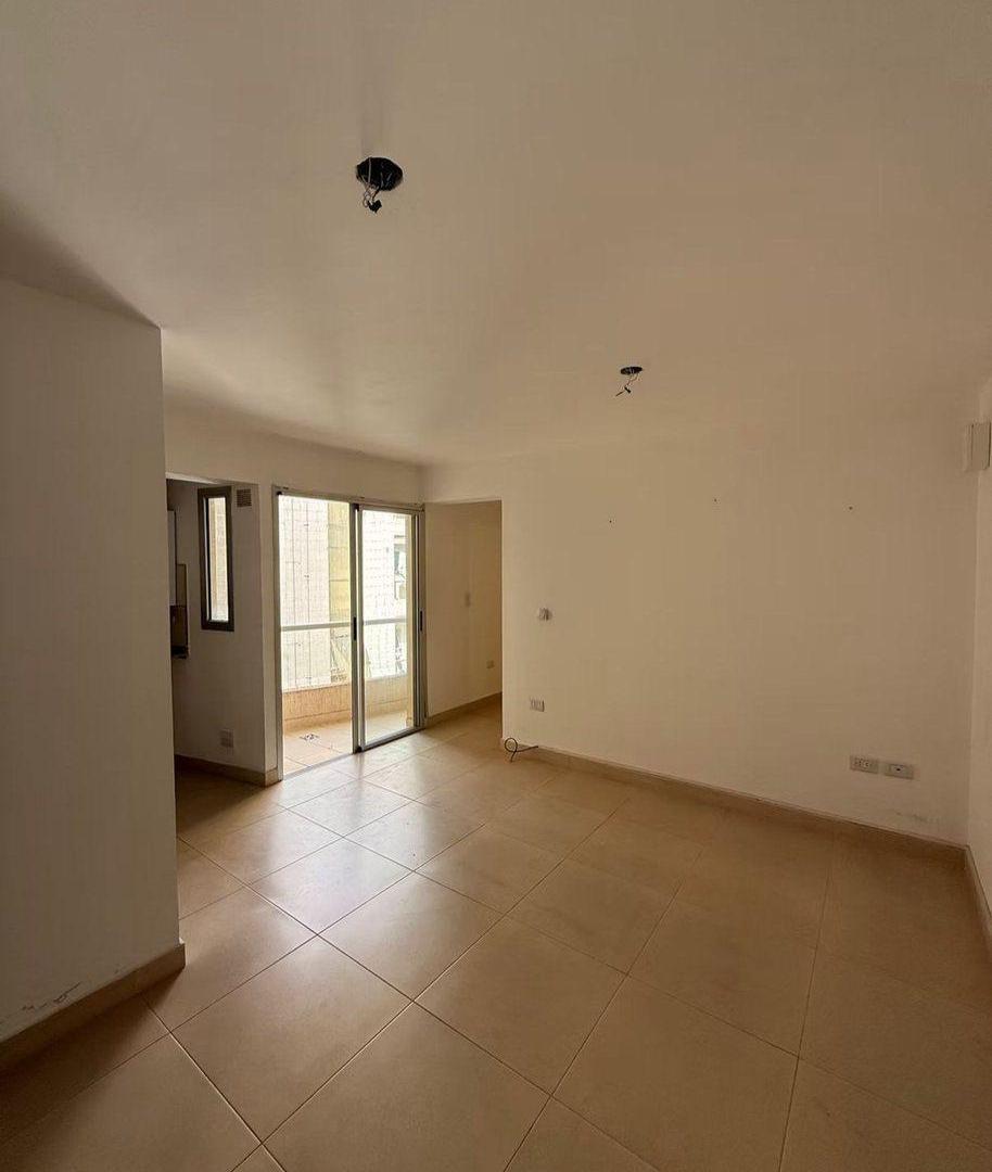 Foto de VENTA DEPARTAMENTO ZONA MACROCENTRO 1 DORM BALCÓN, imagen 5