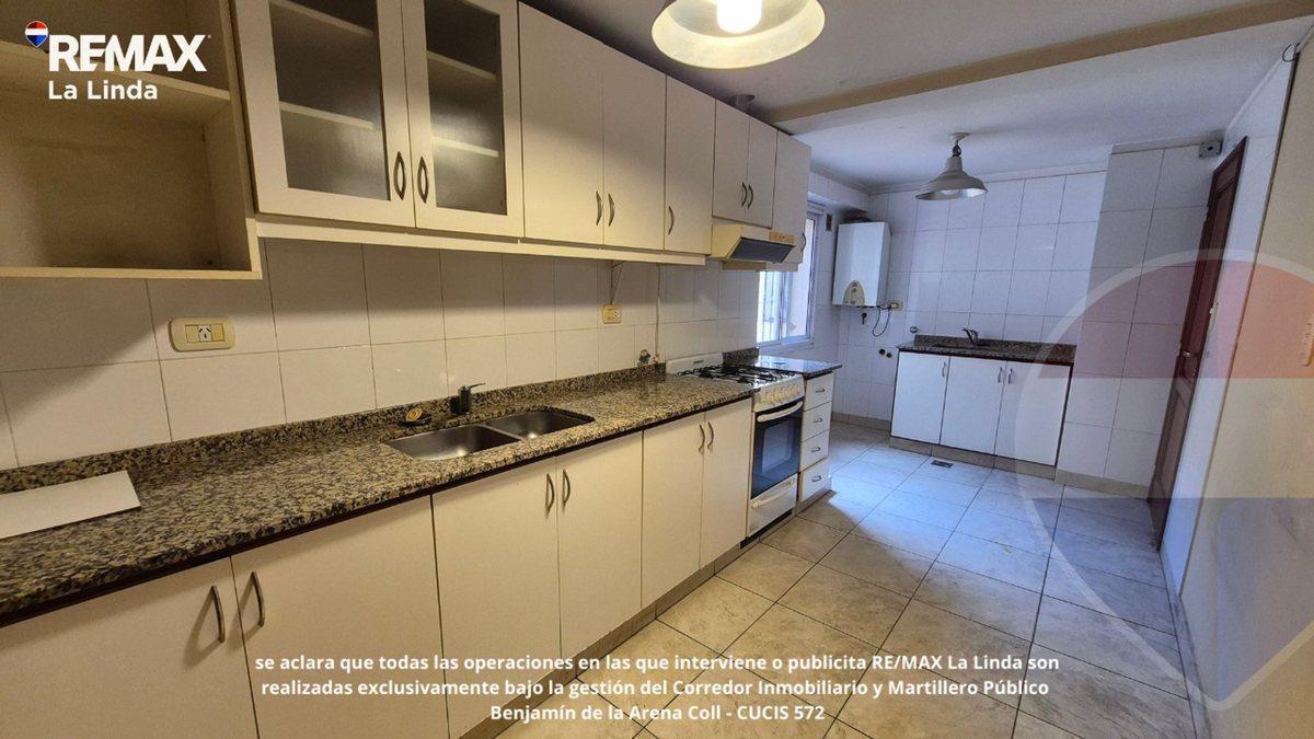 Foto de VENTA DEPTO ZONA CENTRO 2 DORM COCHERA Y BALCÓN, imagen 1