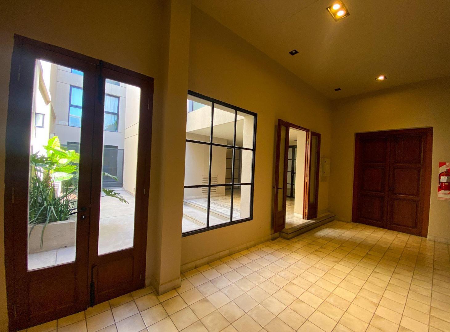 Foto de VENTA DEPARTAMENTO UN DORMITORIO CON PATIO CENTRO, imagen 4