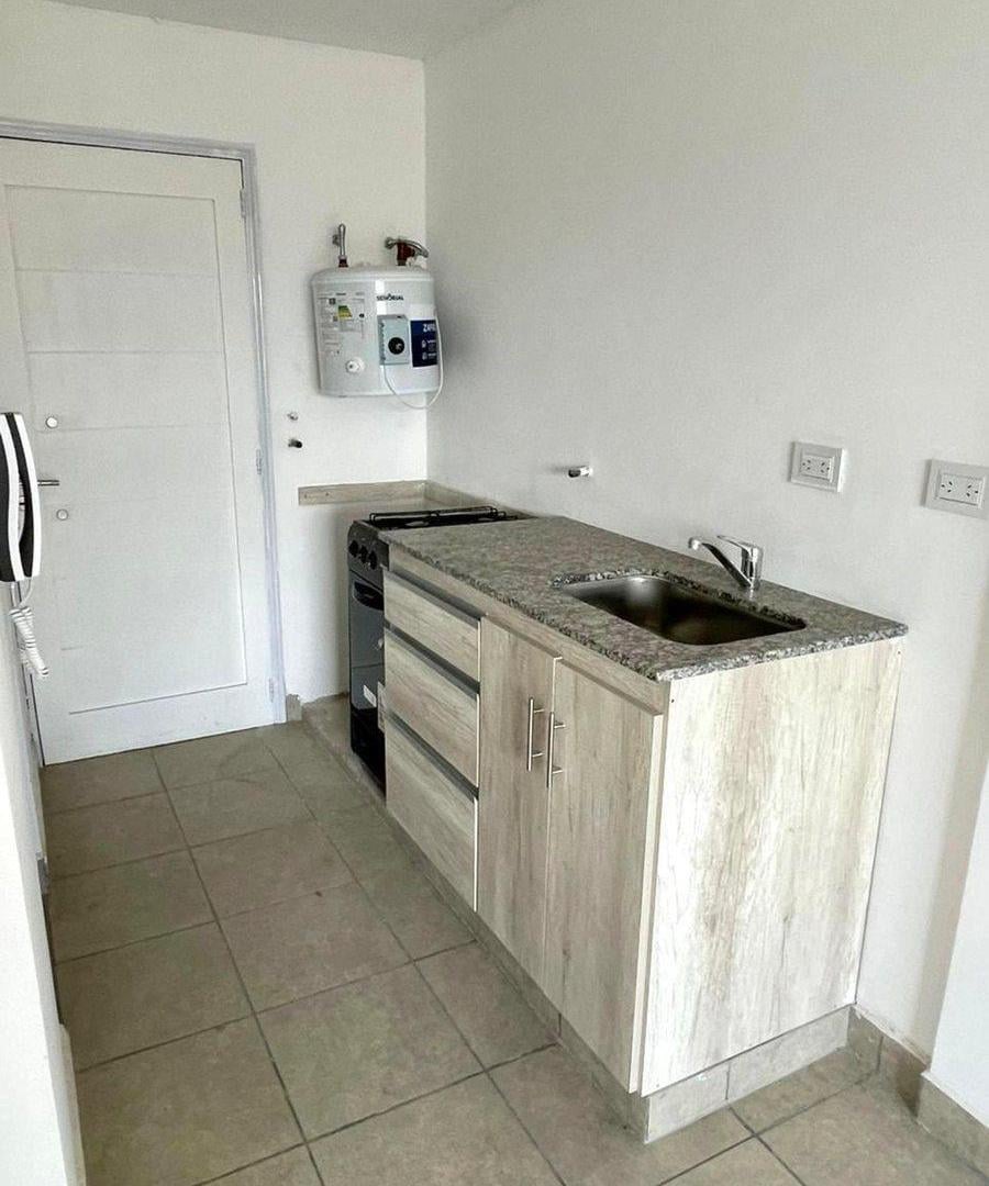 Foto de EN VENTA MONOAMBIENTE- ZONA JOCKEY CLUB SALTA, imagen 1