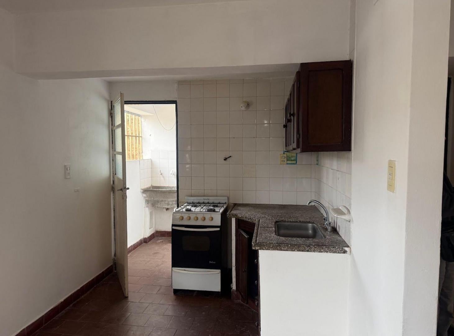 Foto de VENTA DPTO ZONA SUR,AMP INTERSIND 2 DORM APTO CRED, imagen 3