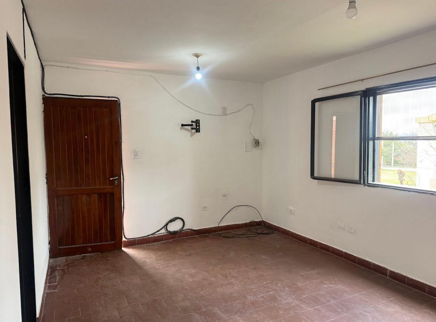 Foto de VENTA DPTO ZONA SUR,AMP INTERSIND 2 DORM APTO CRED, imagen 2