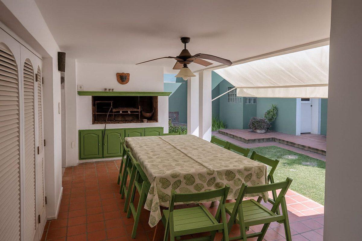 Foto de VENTA CASA 4 AMBIENTES METAN LEANDRO ALEM OESTE, imagen 1