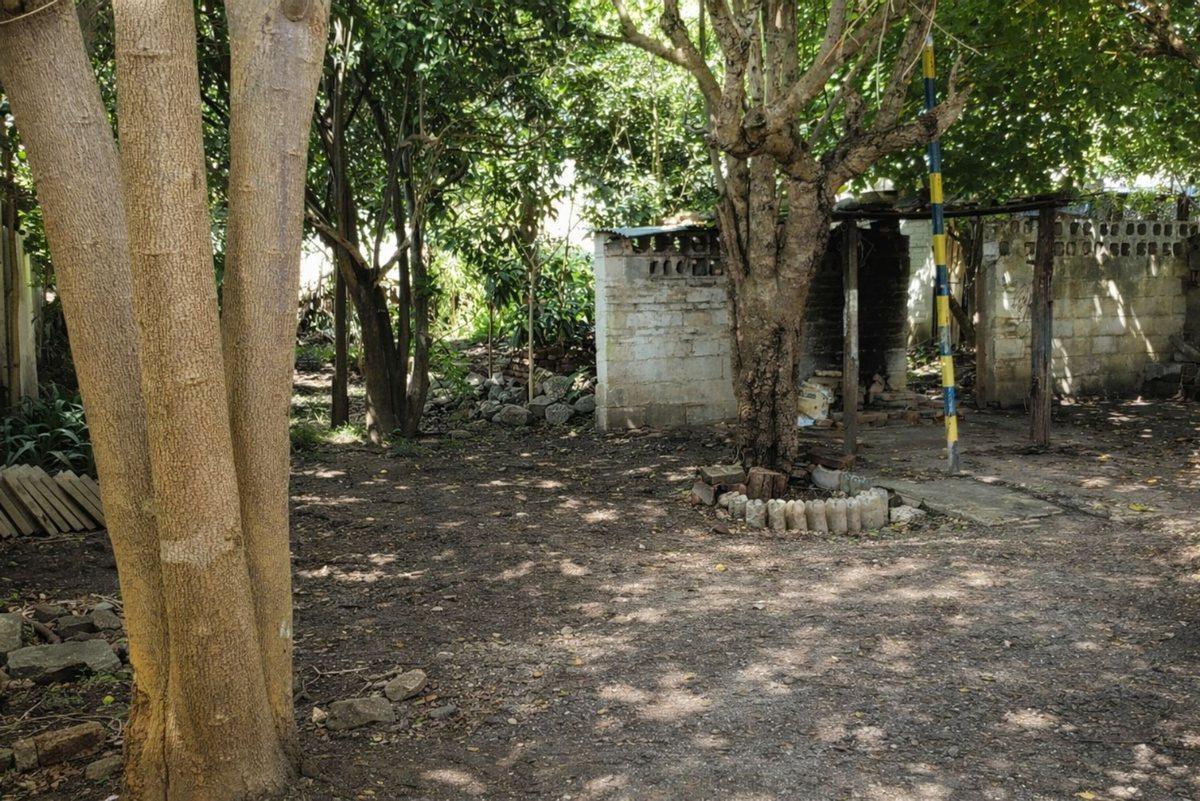 Foto de VENTA CASA METÁN: TERRENO CON CASA A REFACCIONAR, imagen 2