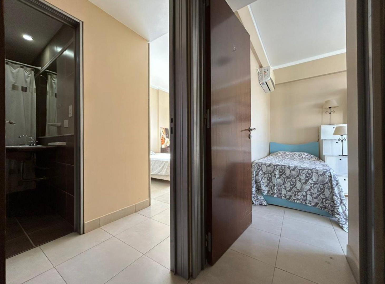 Foto de Venta departamento 3 ambientes 2 baños macrocentro, imagen 2
