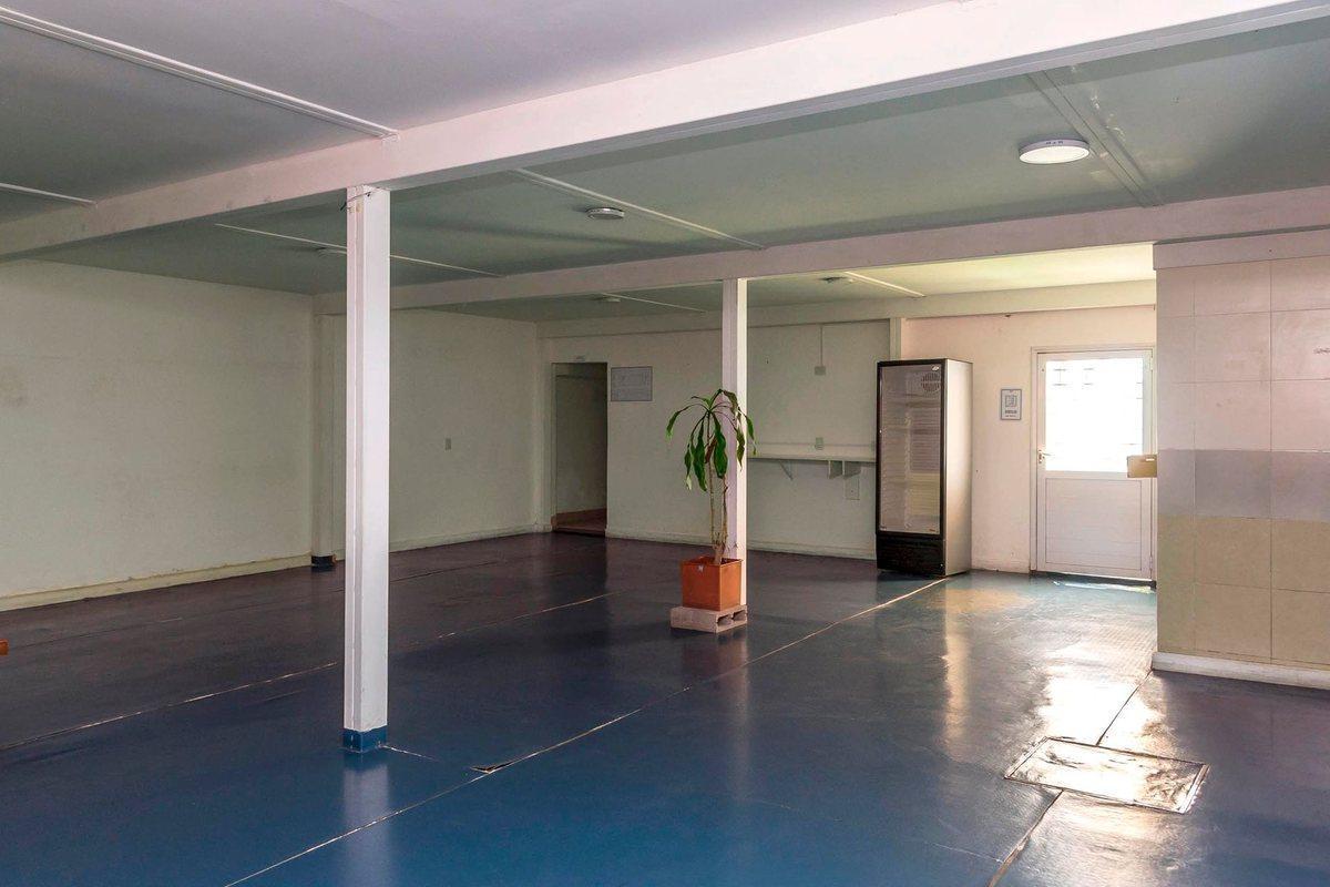Foto de VENTA GALPON CON OFICINAS 600 M2 MACROCENTRO, imagen 3
