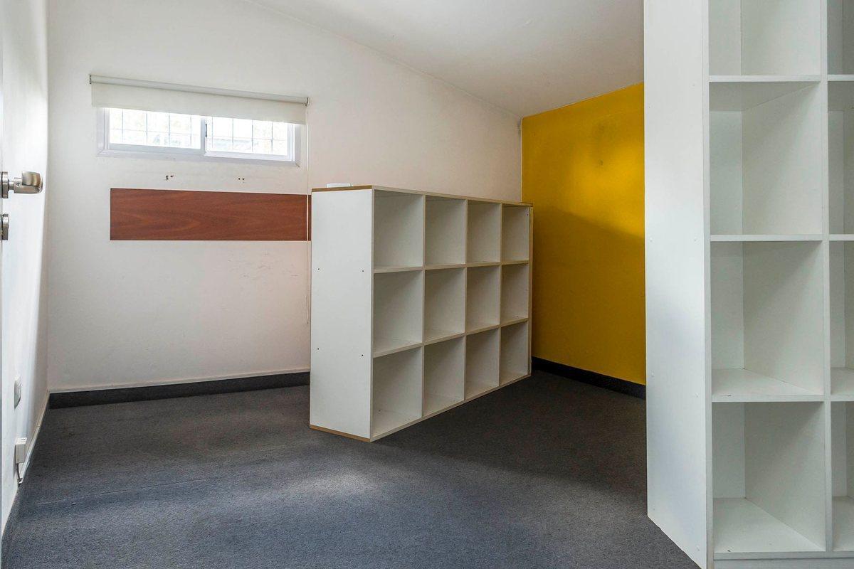 Foto de VENTA GALPON CON OFICINAS 600 M2 MACROCENTRO, imagen 5