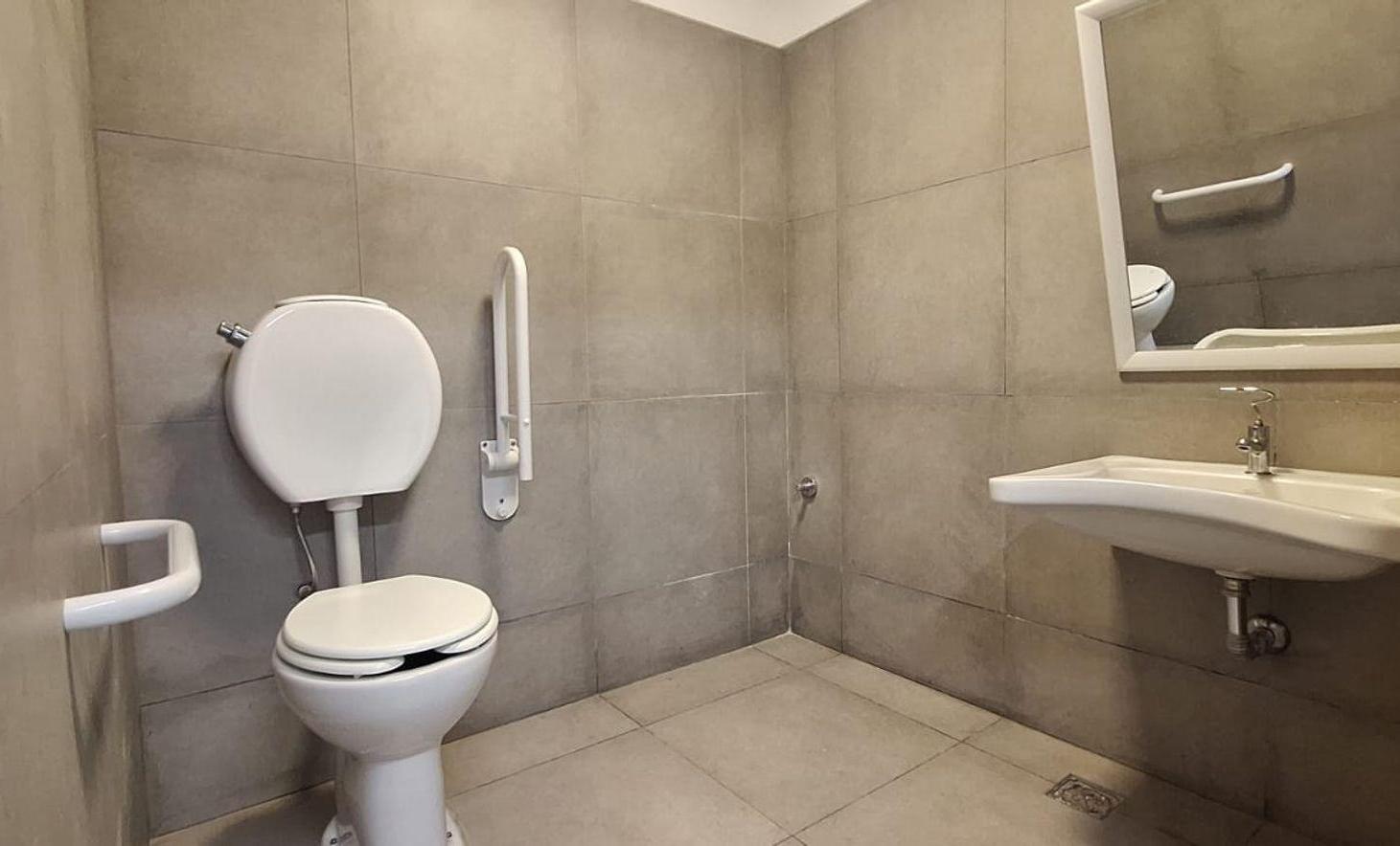 Foto de Alquiler oficinas piso entero en San Lorenzo Chico, imagen 2