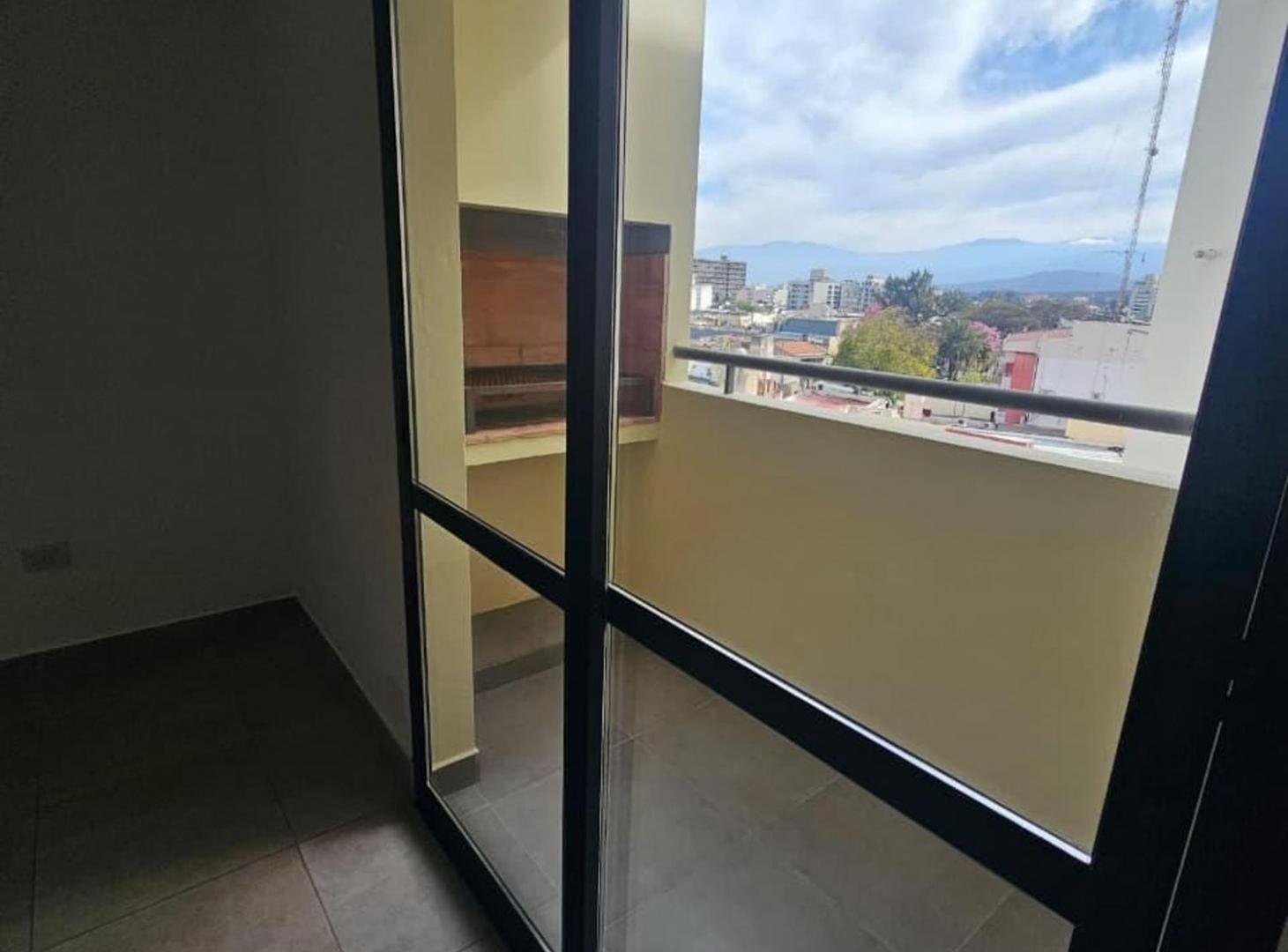 Foto de Venta departamento macro centro balcones y pileta, imagen 5