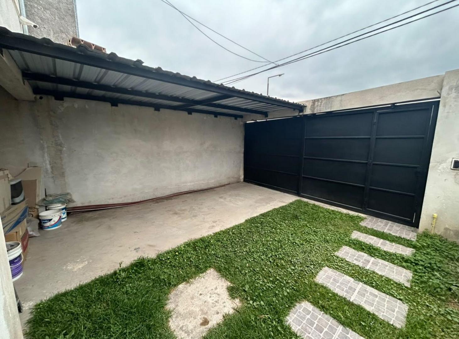 Foto de Venta duplex Estacion Alvarado pileta y cochera, imagen 4