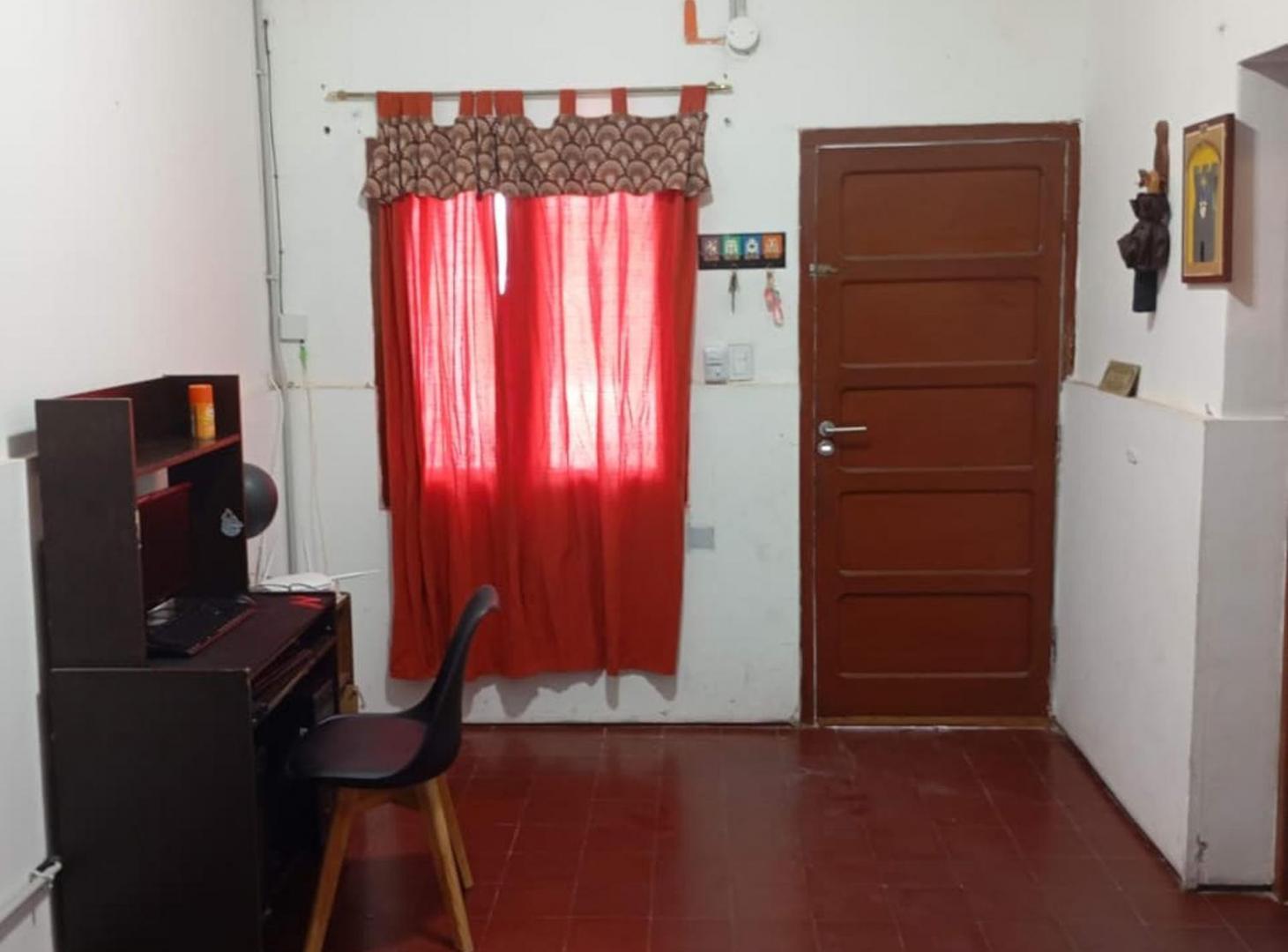 Foto de Venta casa Gral Güemes Apta Crédito Zona Centro, imagen 1